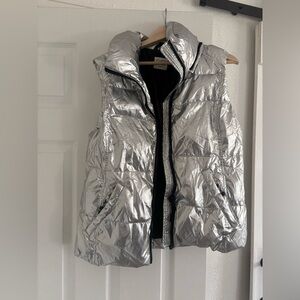 S13 metallic silver puffer vest